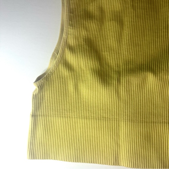 Forever 21 Light Yellow Ribbed Crop Tank Top Size Small - Picture 7 of 13